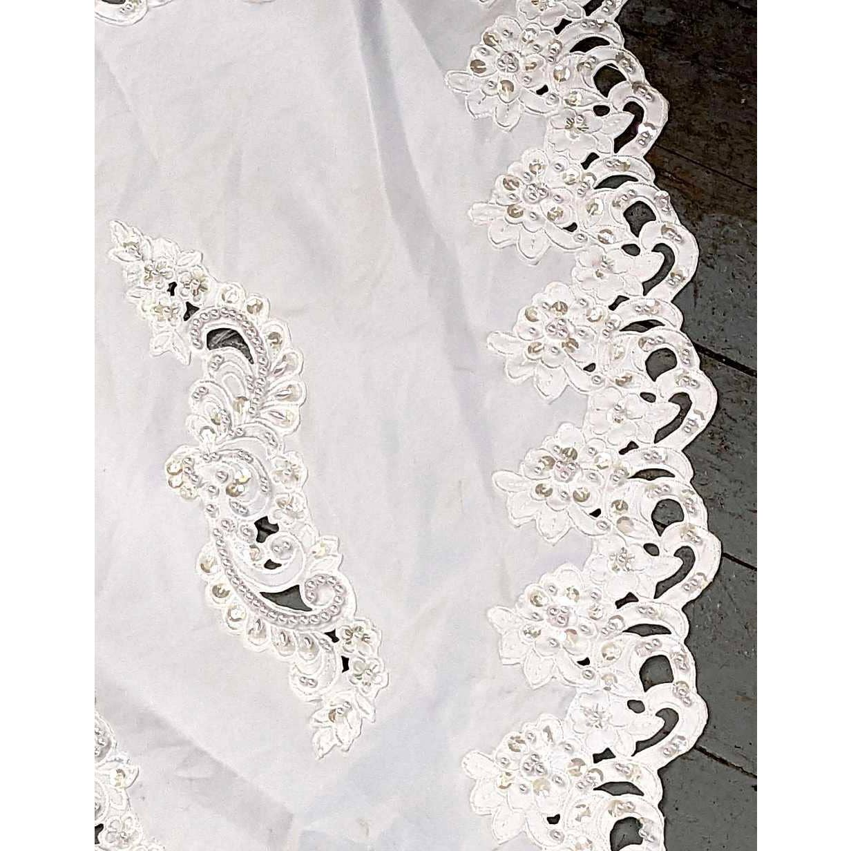 Vintage Forever Yours David’s Bridal Wedding Dress with Long Train