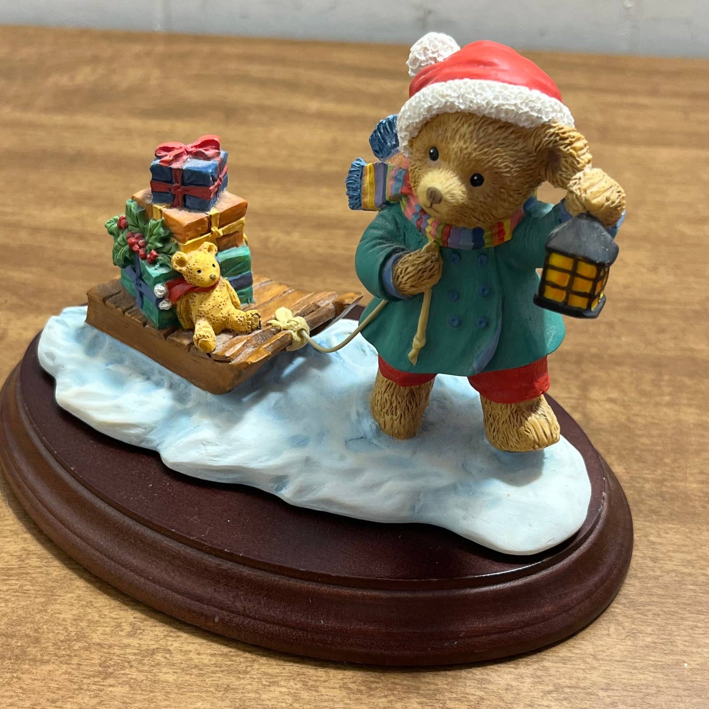 DEPT 56 UPSTAIRS DOWNSTAIRS BEARS Henry Bosworth Bringing Home The Presents TA2