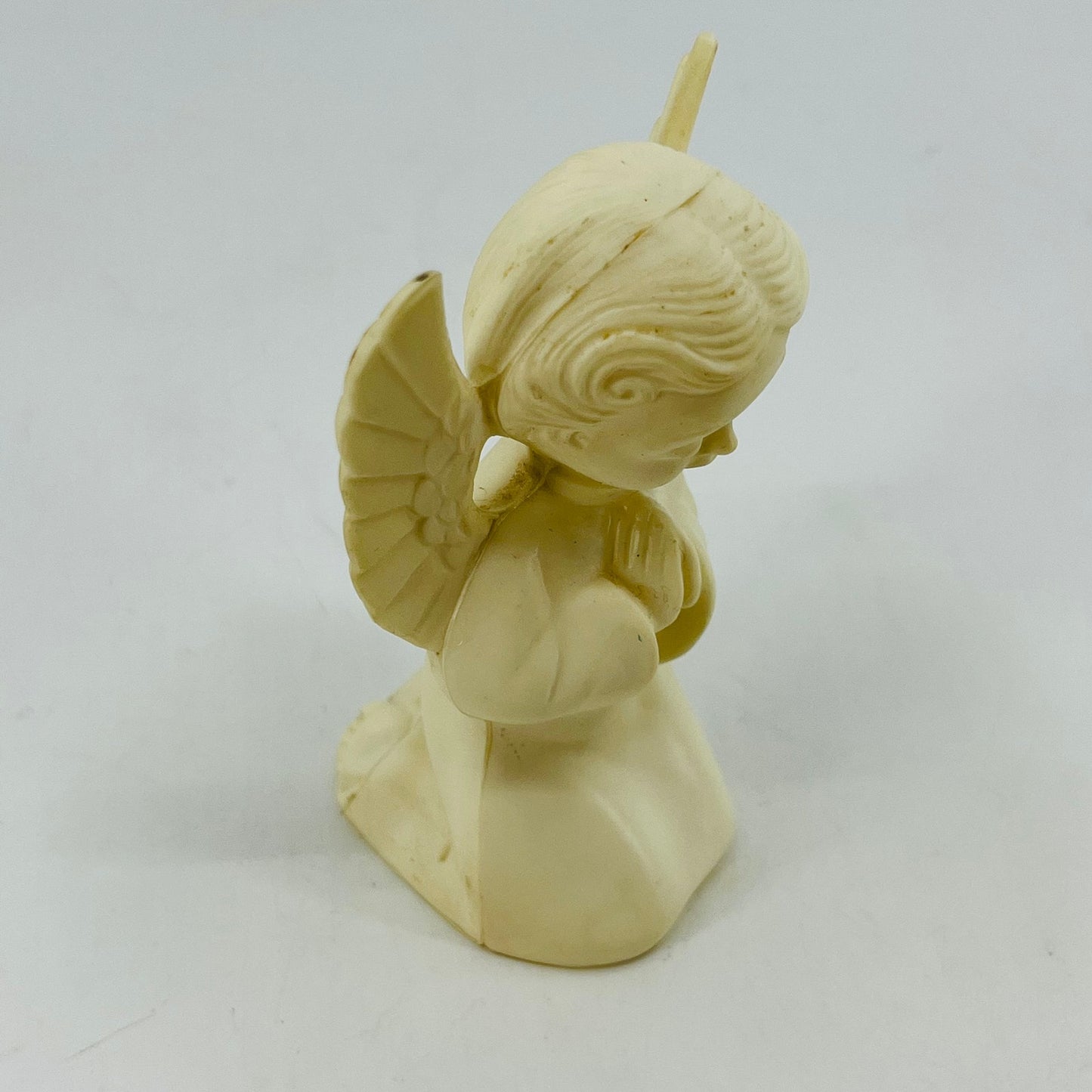 Vintage Hard Plastic Christmas White Angel Figurine Kneeling Praying 4" SB2