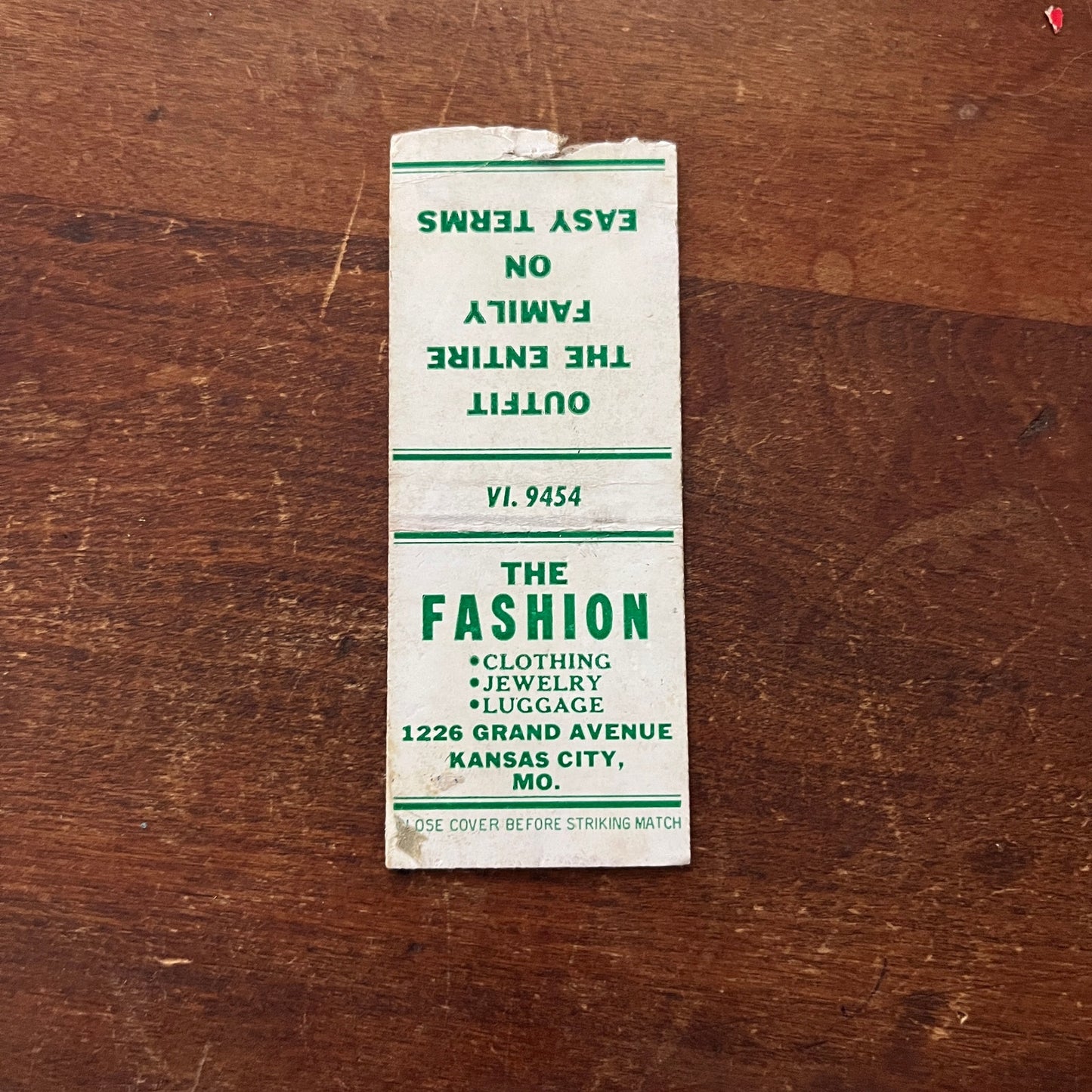 The Fashion Grand Avenue Kansas City Mo Advertising Matchbook Cover MM11-4