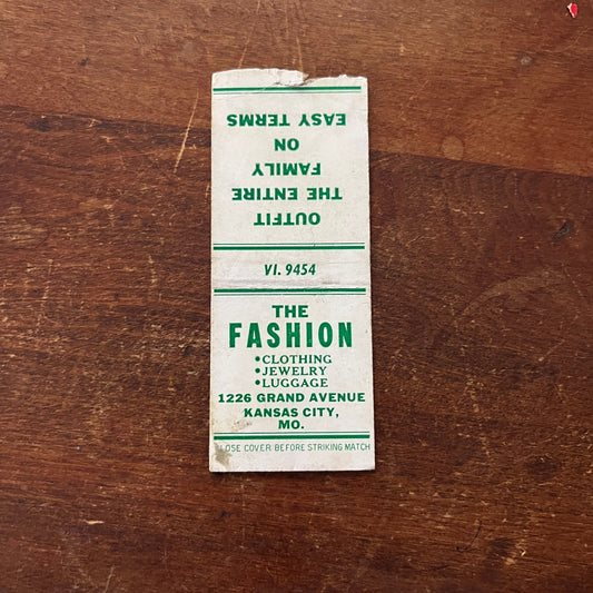 The Fashion Grand Avenue Kansas City Mo Advertising Matchbook Cover MM11-4