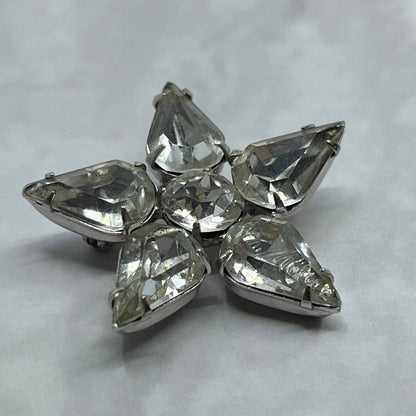 1960s Clear RHINESTONE Star Silver Tone Brooch Pin Costume Jewelry SE6