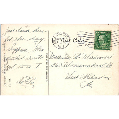 Sand Artist On the Beach 1911 Atlantic City NJ Original Postcard TK1-25