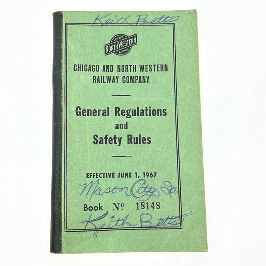 1967 Chicago Northwestern Railway General Regulations & Safety Rules Booklet H5-3