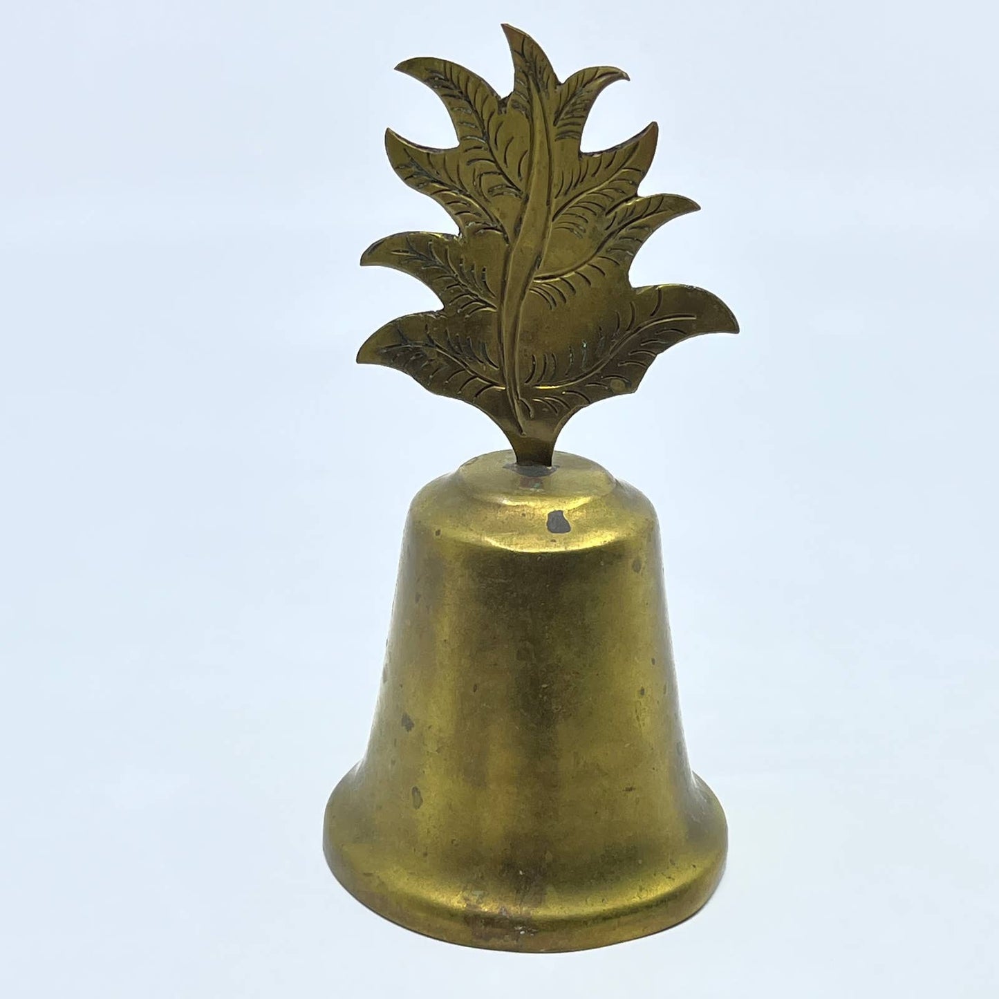 Vintage Art Nouveau Brass Leaf Handle Novelty Dinner Bell 5" TF5