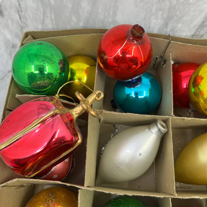 Shiny Brite and Other 18 Vintage Mercury Glass Ornaments With Original Box