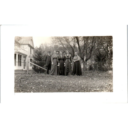 Antique RPPC Postcard Group of 7 Pose in Front of Farmhouse EA3