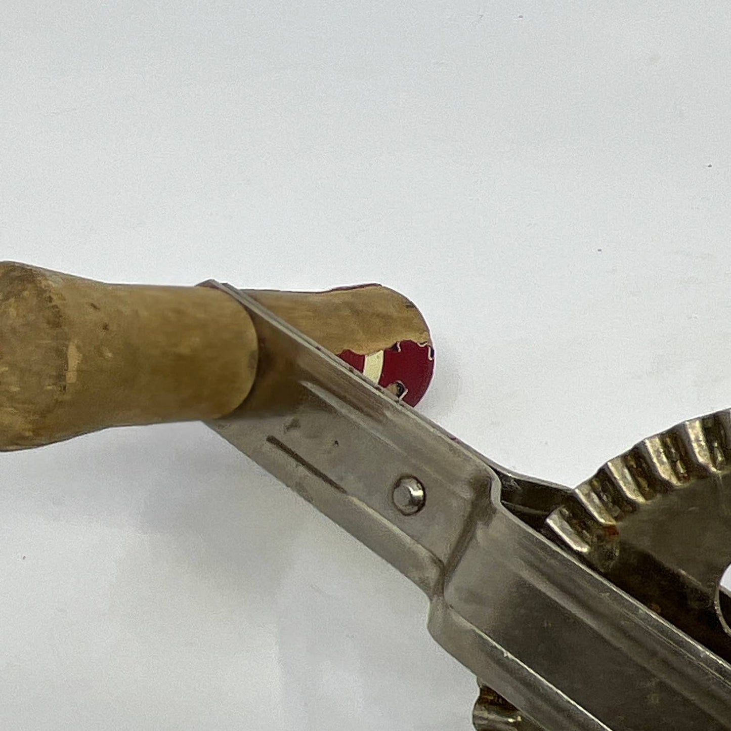 EKCO USA High Speed Super Center Drive Beater Vintage Red Wooden Handle TI4