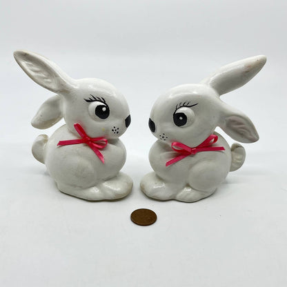 Vintage Kitsch Ceramic Hand Painted Easter Bunny Set of 2 TE7