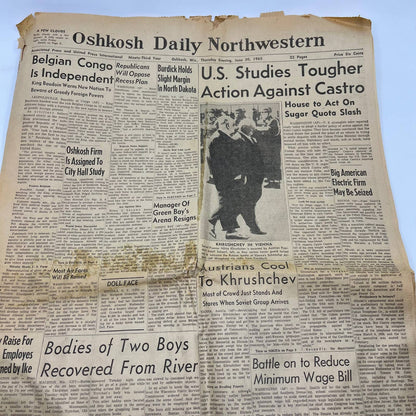 1960 June 30 OSHKOSH DAILY NORTHWESTERN Newspaper Castro Kruschev TI6-6