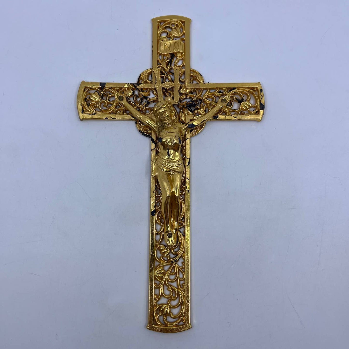 Vintage Filigree Cross Wall Hanging Crucifix Jesus INRI Gold Tone 9 x 5 1/4" TH6