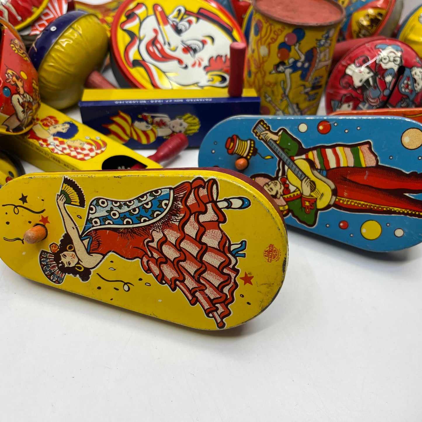 1920s HUGE LOT of 36 Noisemaker Clown Circus Litho Tin Kirchhof US Metal TH9