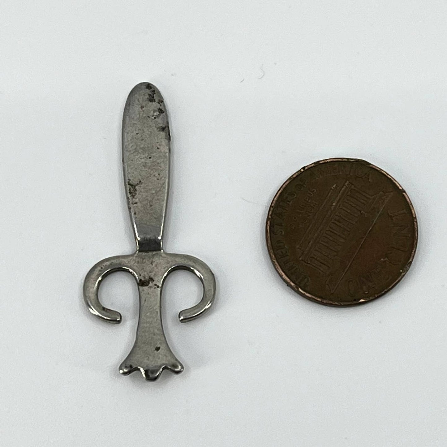 Vintage Cracker Jack Gumball Cereal Prize Charm Metal Toy Sword Premium SD1