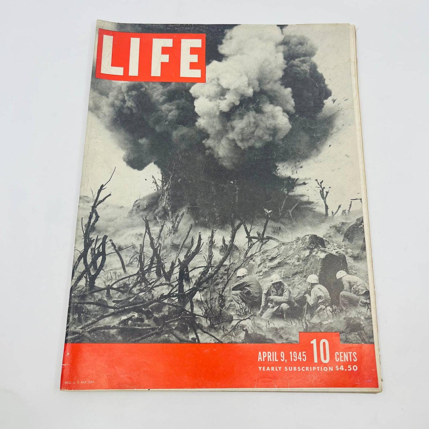 Life Magazine April 9, 1945 - WWII  IWO Jima Explosion Hitler's Last Resort TD9