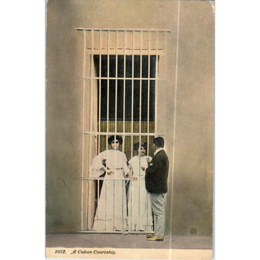 A Cuban Courtship c1910 Cuba Original Postcard P3-1
