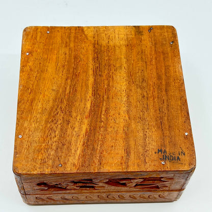 Vintage Teak Wood Carved Trinket Box Mother of Pearl Inlay India 4x4x2” TE5