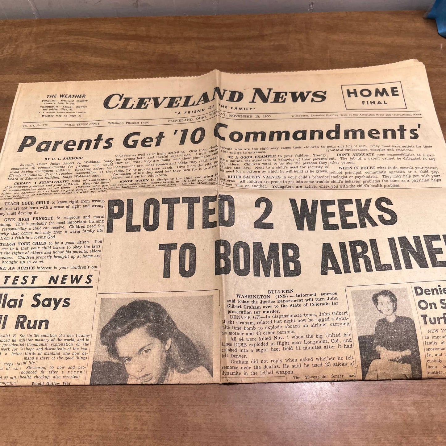 Vintage Cleveland News November 15, 1955 Airline Bomb Adlai Stevenson DeSoto B4