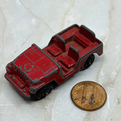 1950s Metal Tootsietoy Army Jeep Light 2 1/4" Long Red TI7-S1