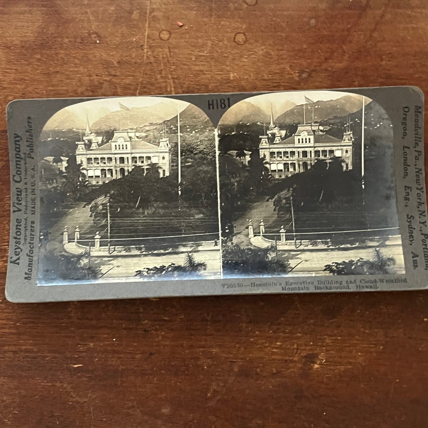 Honolulu Executive Building & Mountains Hawaii Antique Stereoview Card TJ9-V1