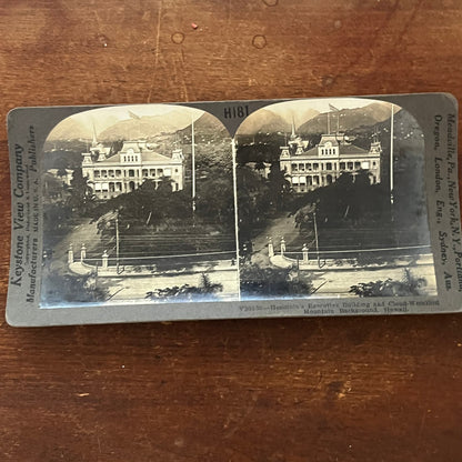 Honolulu Executive Building & Mountains Hawaii Antique Stereoview Card TJ9-V1