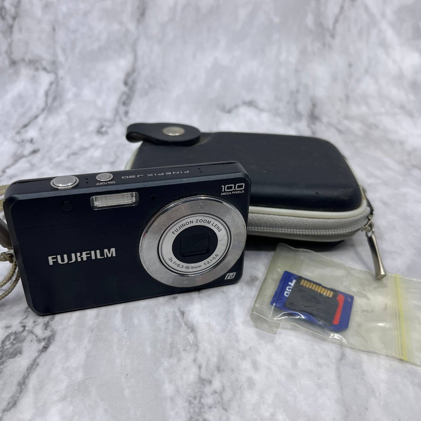 Fujifilm FinePix J20 10MP Digital Camera 3x Optical Zoom Black w/ Battery TD8