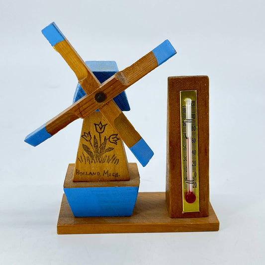 Vintage Holland Michigan Souvenir Windmill TE7