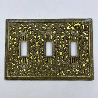 Deco Room Metal Filigree Three Light Switch Plate Cover TH6
