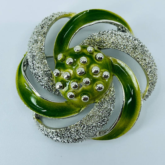 1960s Green Enamel Hobnail Textured Silver Tone Swirl Brooch SB2