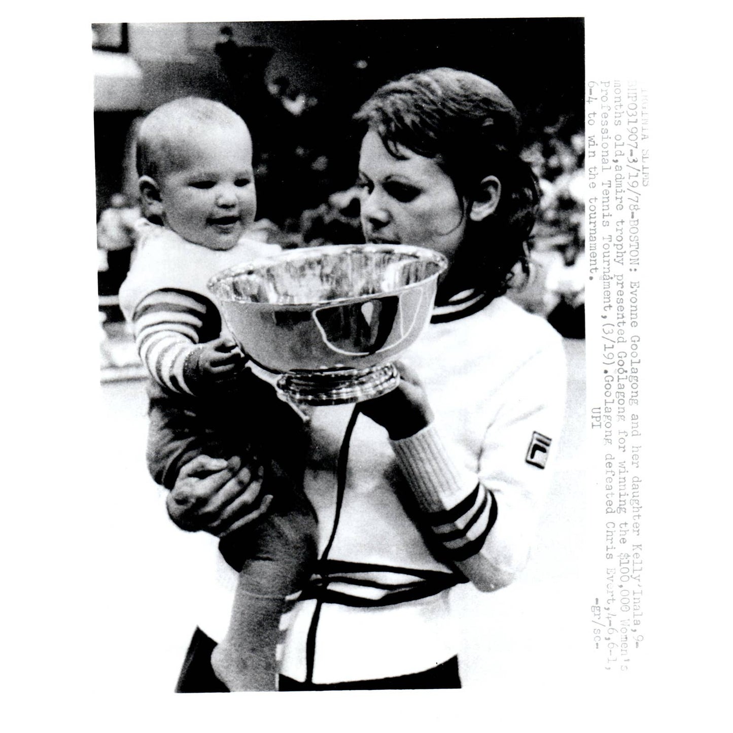 1978 Original Press Photo Women's Tennis Evonne Goolagong & Daughter 8x10" AD2-3