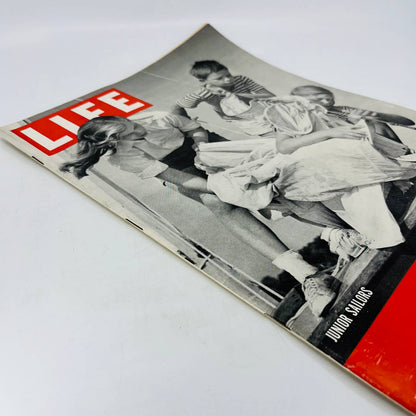 LIFE Magazine Original WWII August Aug 6 1945 Junior Sailors Coney Island NICE