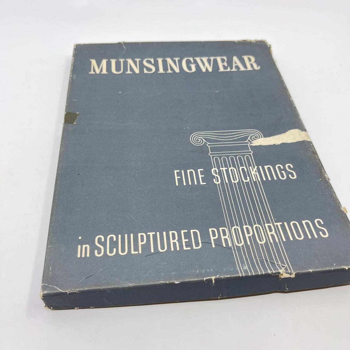 Vintage Munsingwear Fine Stockings in Sculptured Proportions BOX Only TF7