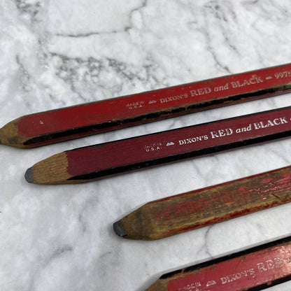 Vintage Lot of 4 Carpenter Pencils Dixon’s Red and Black 997 Hard & Soft TJ3