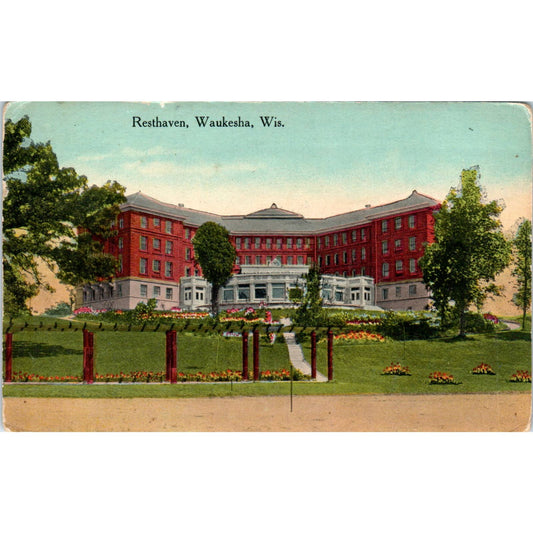 Resthaven Waukesha Wisconsin Original Postcard TJ9-P3