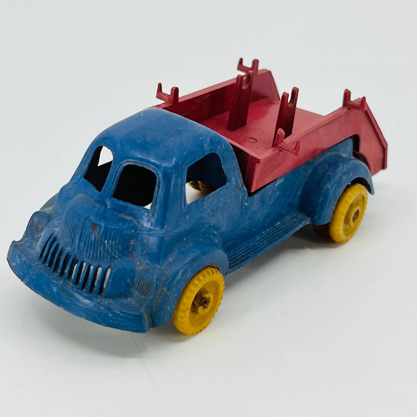 1950s BANNER FIRE TRUCK Plastic Celluloid Toy Dual Back Wheel US 4” TE1-1