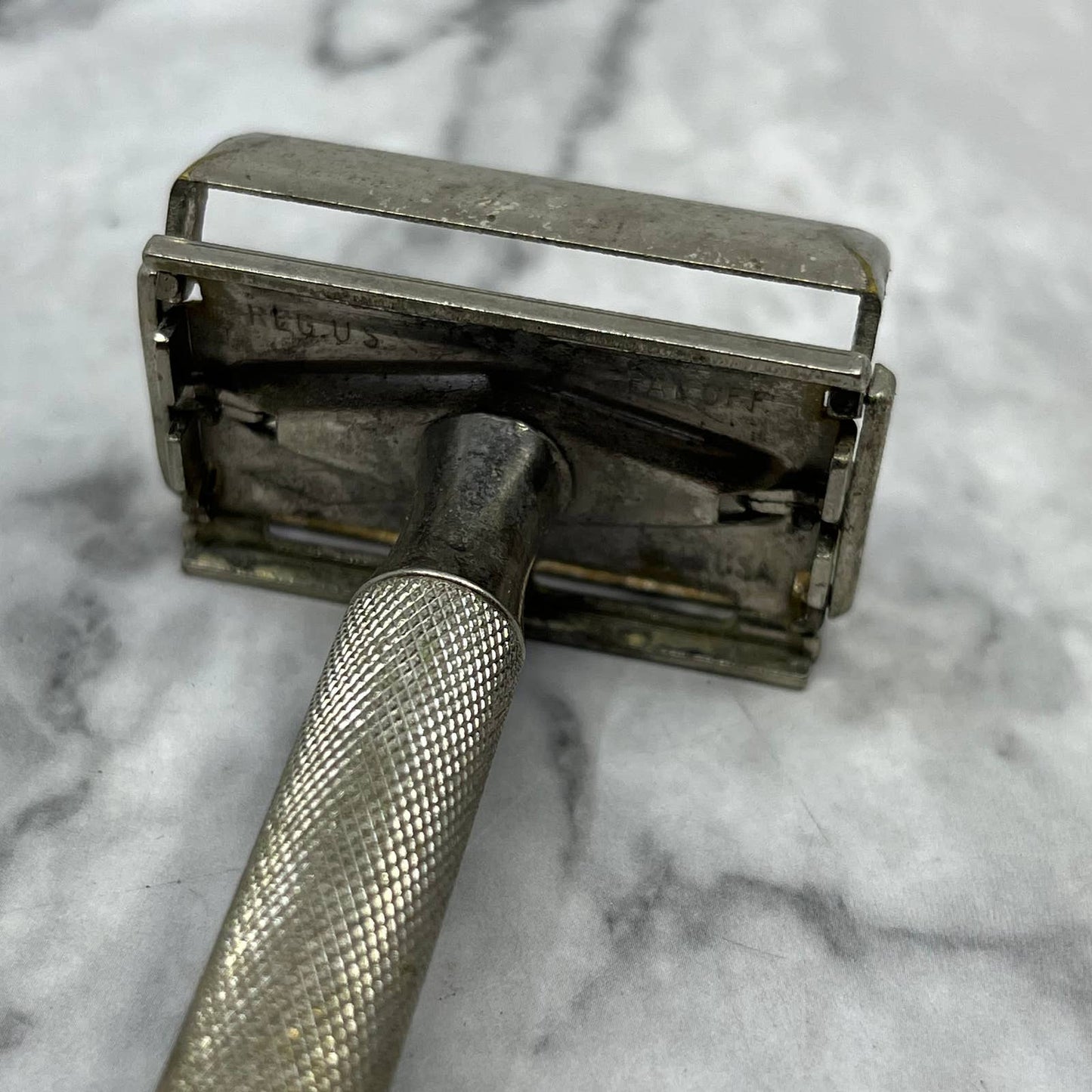 GILLETTE Safety Razor Vintage Mid Century Chrome Fat Body SE6-3
