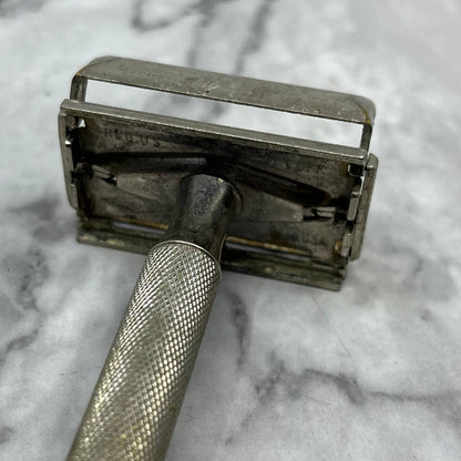 GILLETTE Safety Razor Vintage Mid Century Chrome Fat Body SE6-3