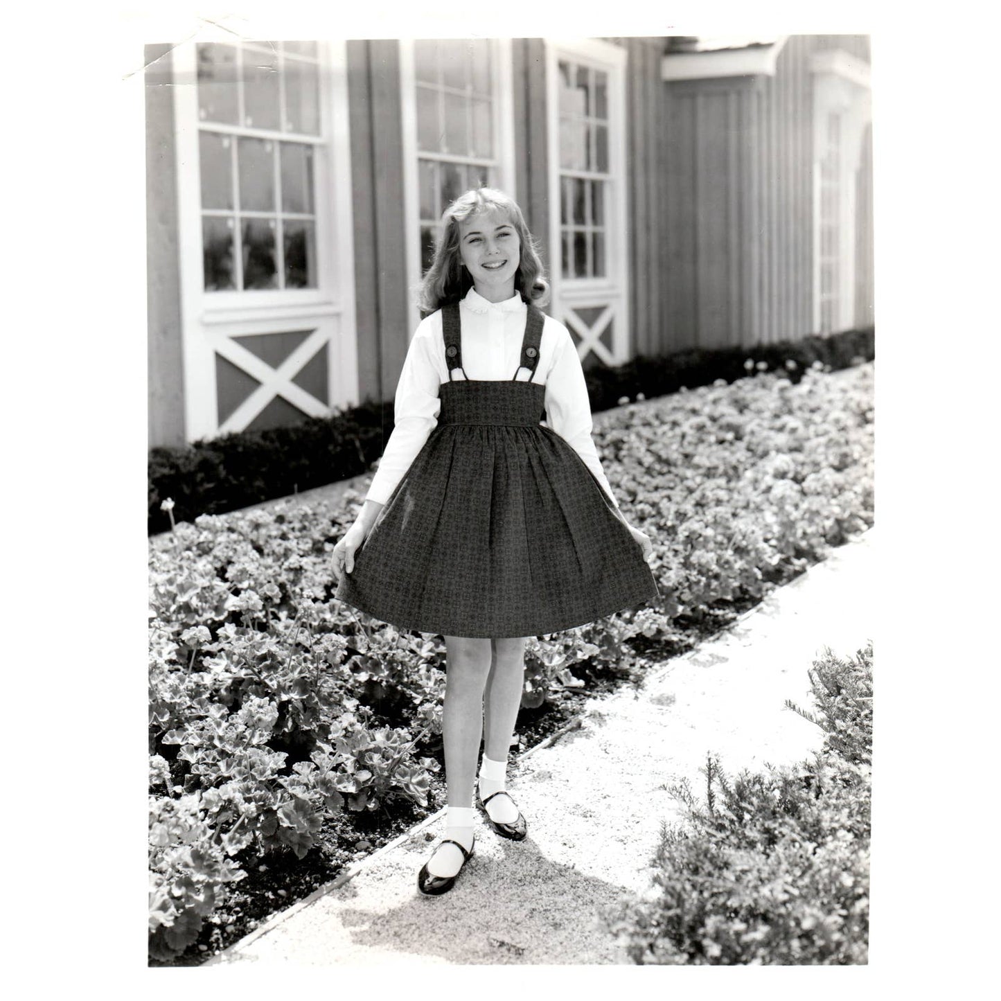 c1960 Press Photo Cinderella Cone Sportcord Corduroy Girl in Jumper AE1