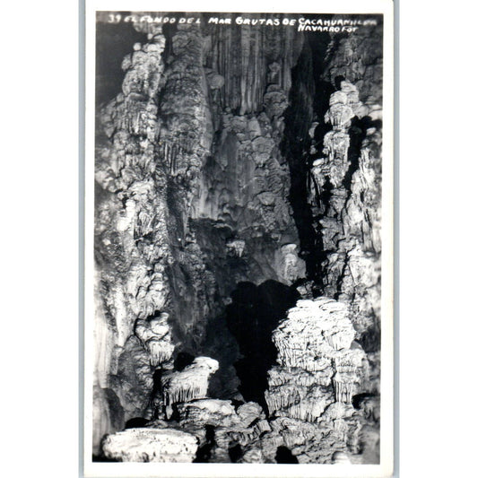 El Fondo Del Mar Grutas De Cacahuamilpa Mexico - Original RPPC Postcard TJ7-MP