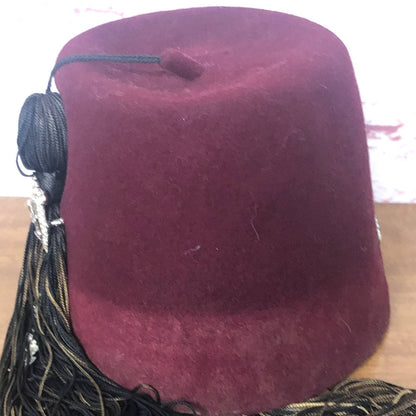 Zuhrah Merrimakers Vodvil Unit Masonic Shriner Fez Hat Rhinestone Sphinx HB1
