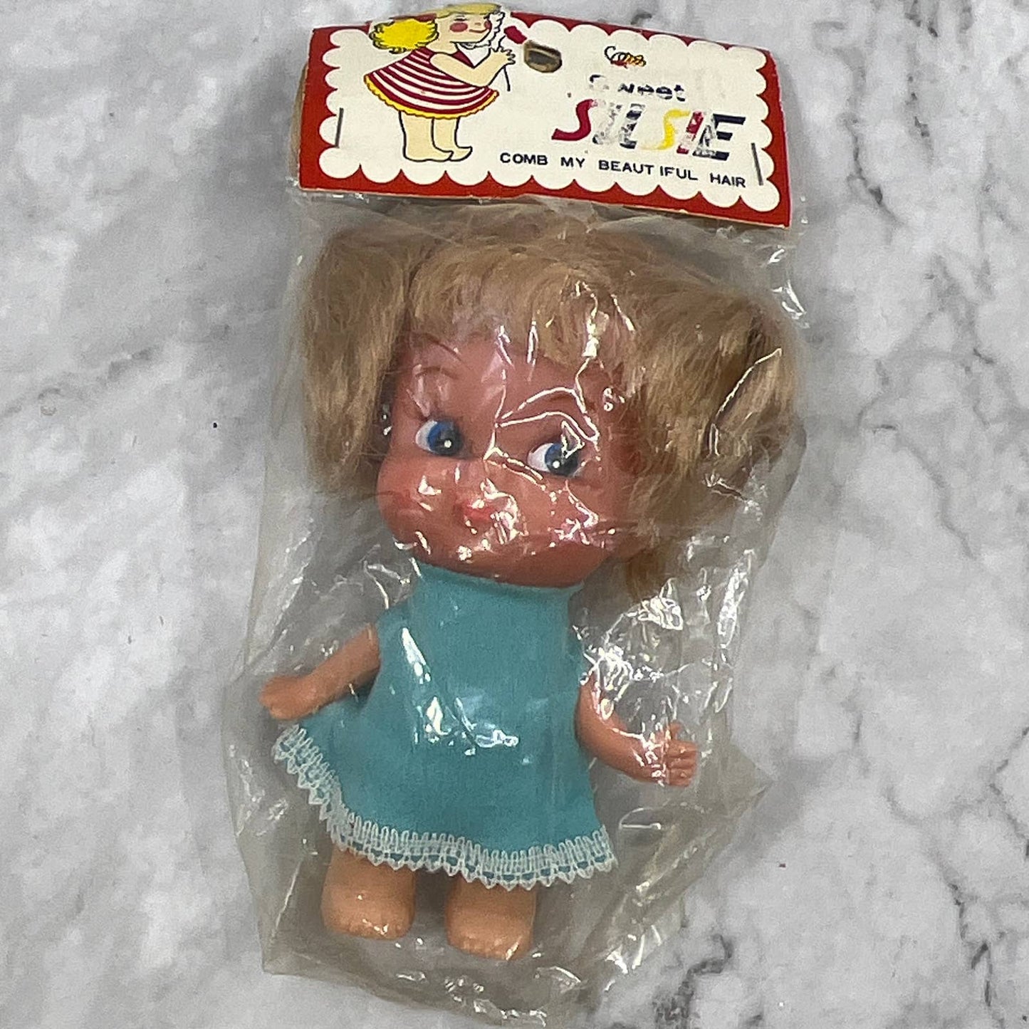 Sweet Susie Doll Blonde Comb My Beautiful Hair in package NOS TI7