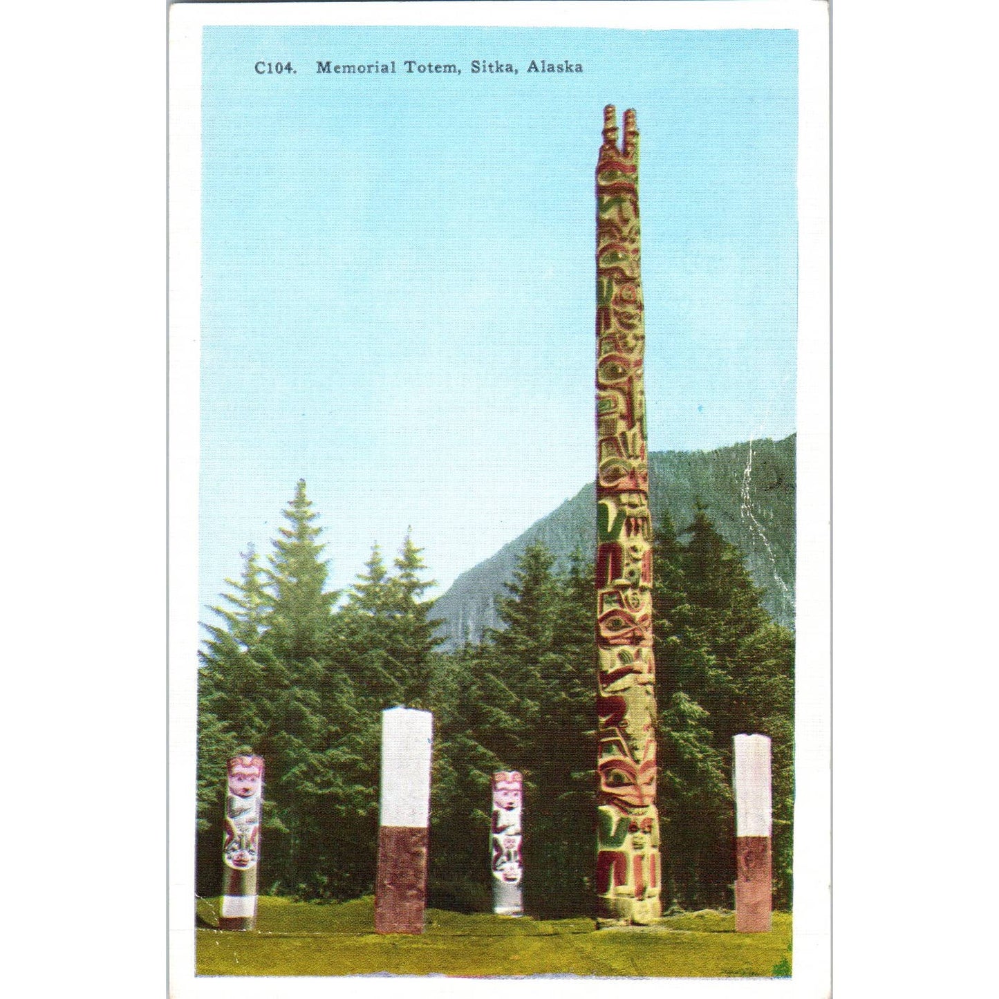 Memorial Totems Sitka Alaska Original Postcard TK1-30