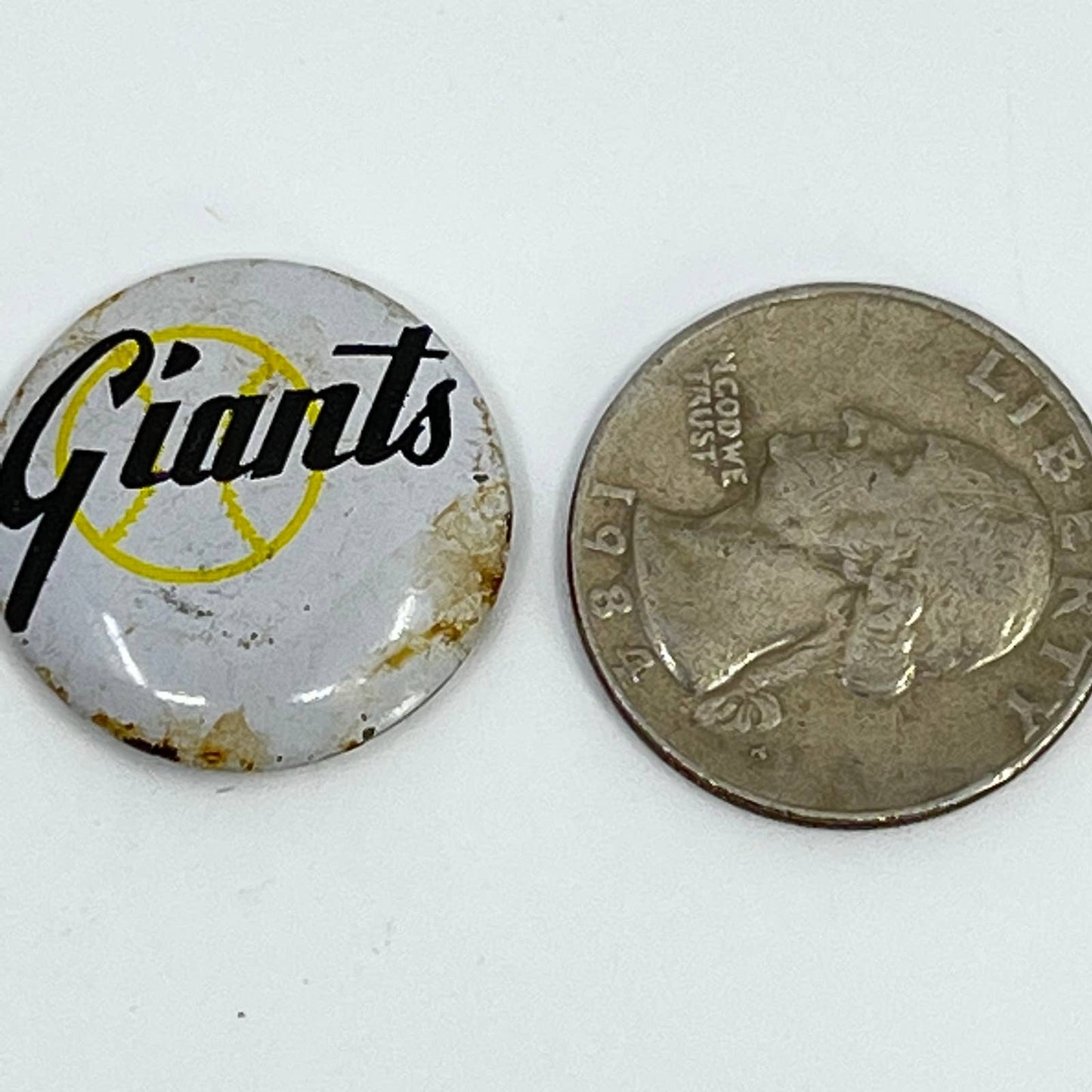 1960s San Francisco Giants Baseball Pinback Button SC8