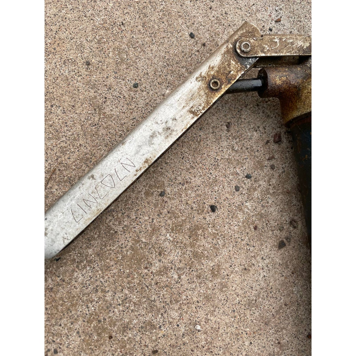 Vintage Lincoln 1169 Series D Grease Gun