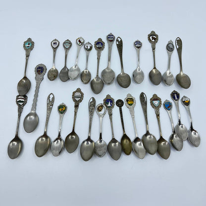 Huge Lot of 28 Vintage Souvenir Spoons TE1