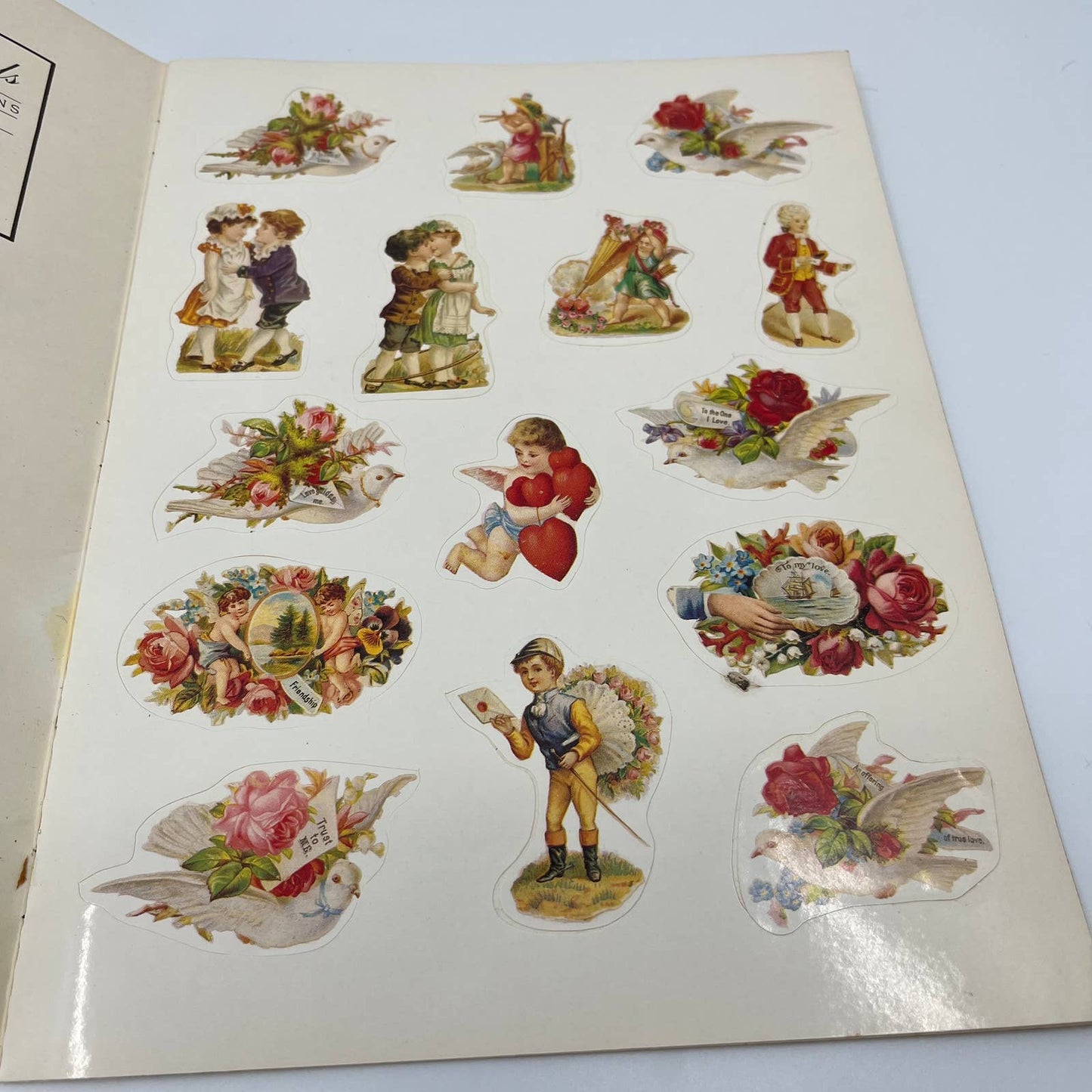 Victorian Romantic Stickers & Seals: 78 Full-Color Pressure-Sensitive Designs B6
