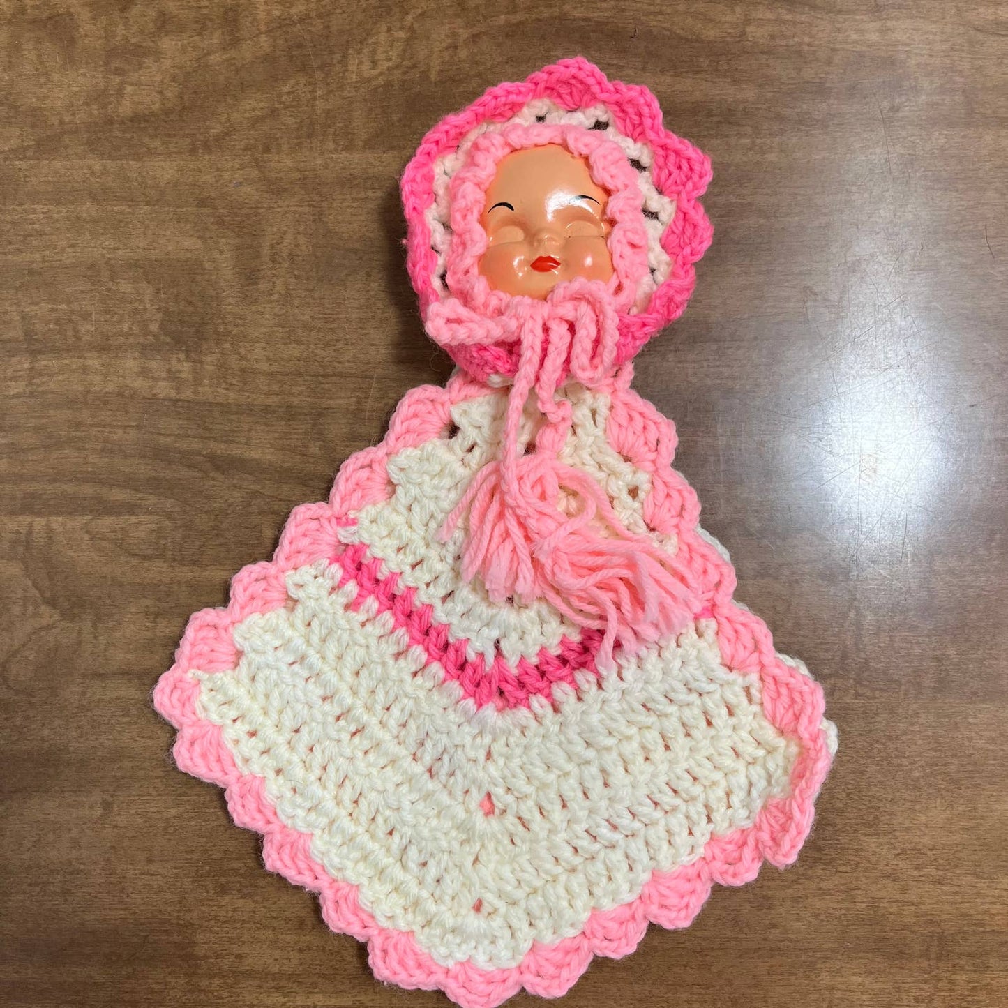 Vintage 1960s Crocheted Plastic Doll Face Pot Holders Pink White TH6