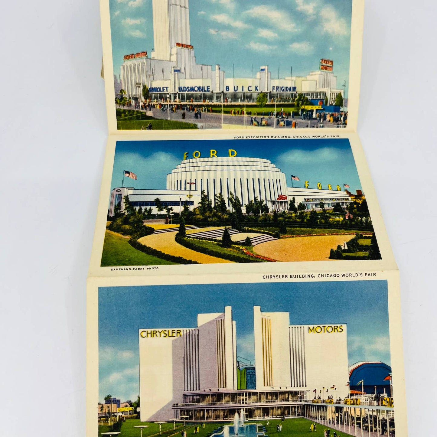 1934 Chicago Worlds Fair Postcard Book Souvenir 18 Color Cards EA3