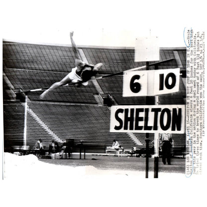 1955 Original Press Photo Track and Field Long Jump Ernie Shelton So Cal 7x9" AD2