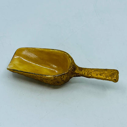 Vintage Miniature Gold Tone Ceramic Grain Scoop 3 1/2” SB1