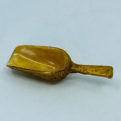 Vintage Miniature Gold Tone Ceramic Grain Scoop 3 1/2” SB2